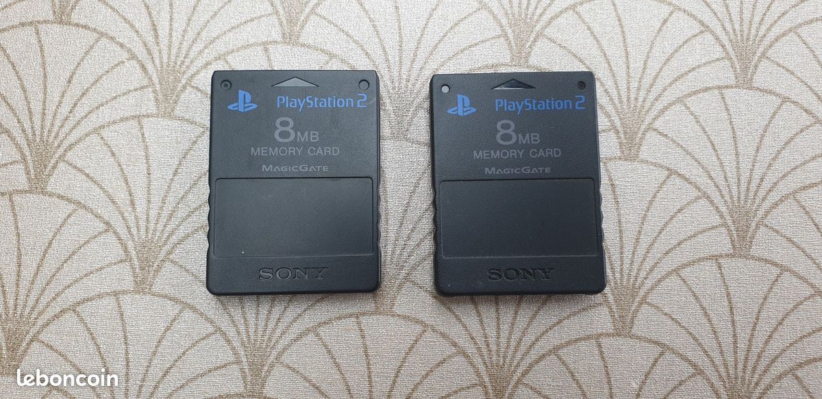 Carte Mémoire Officielle PlayStation 2 Rouge – Magic Gate SCPH-10020