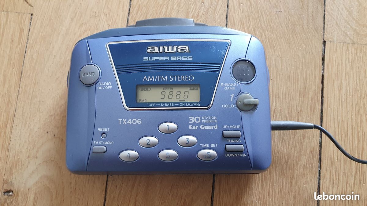 Walkman Aiwa Tx406 Radio Am Fm Casette Detalles Estéticos