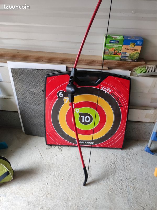 Jeu D'arc Ancien - Sport Vintage - Arc De Chasse Ou De Tir à L'arc