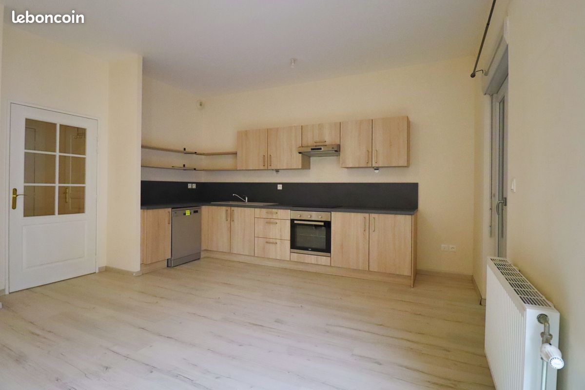 Appartement a louer chalons-en-champagne - 2 pièce(s) - 47 m2 - Surfyn