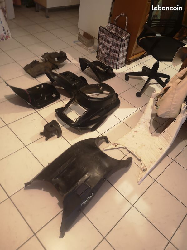 Carenages Booster 3vl original (image 2)