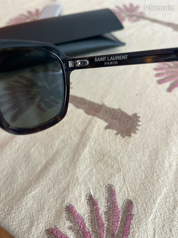 Lunettes solaires Yves Saint Laurent (image 7)