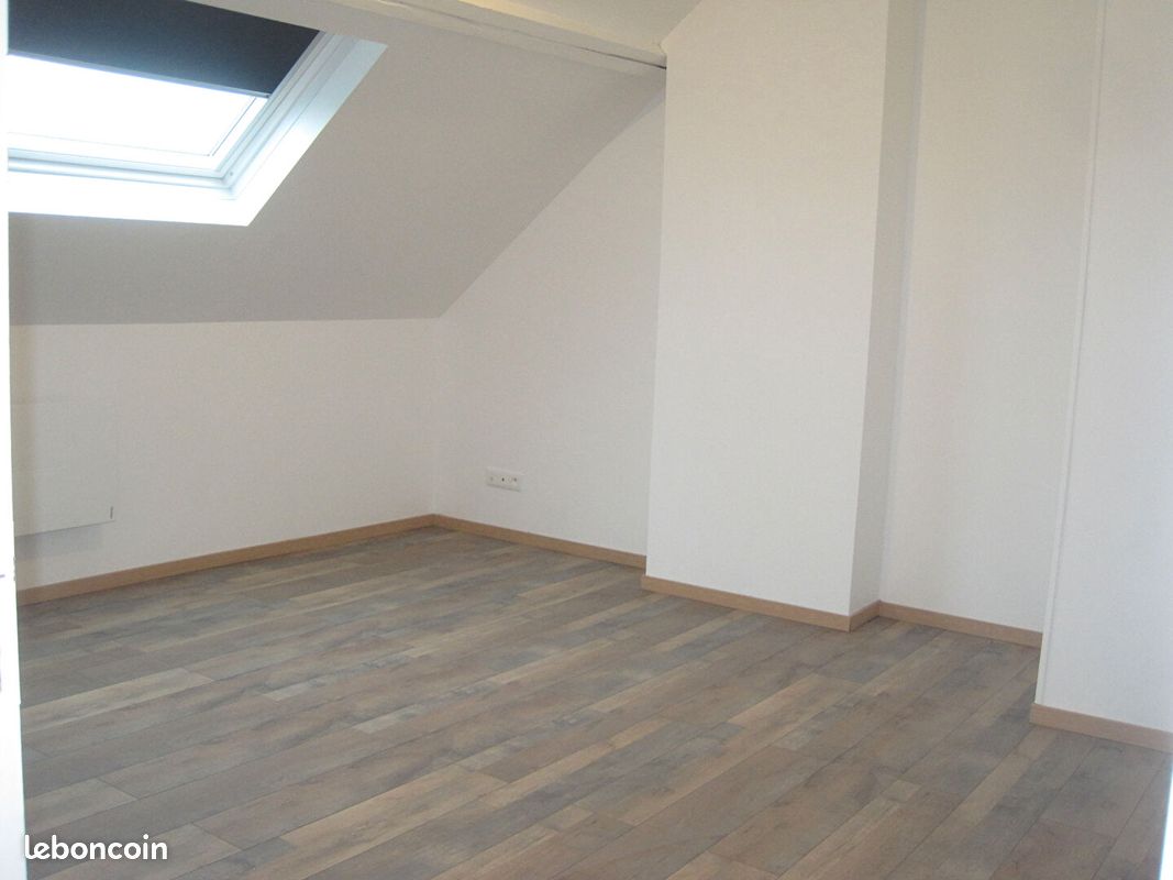 Appartement a louer saint-quentin - 4 pièce(s) - 77 m2 - Surfyn