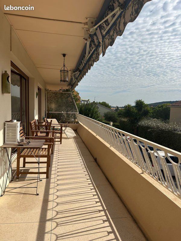 Appartement 3 pièces 90 m² · à Sanary-sur-Mer · 90 m² · 695 000 €