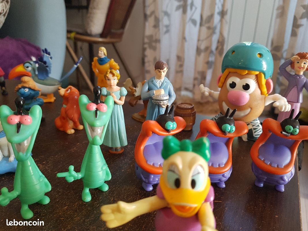 Lot de 45 figurines (image 5)