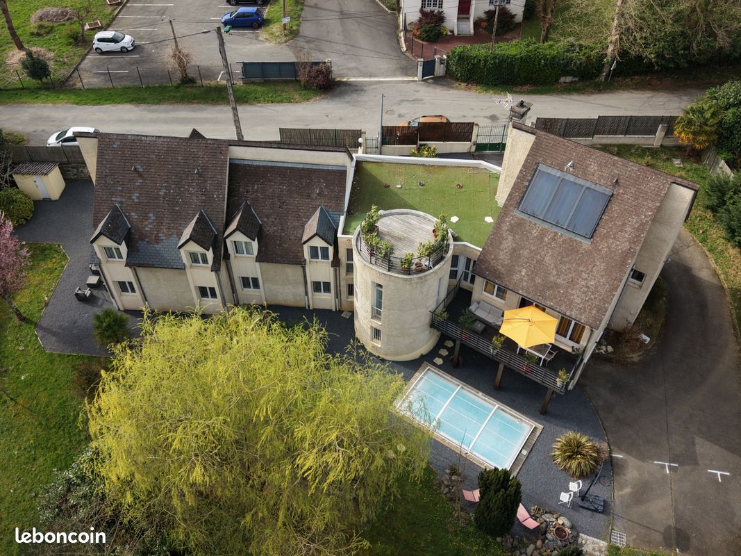 Maison 20 pièces 500 m² · à Lourdes · 500 m² · 395 000 €