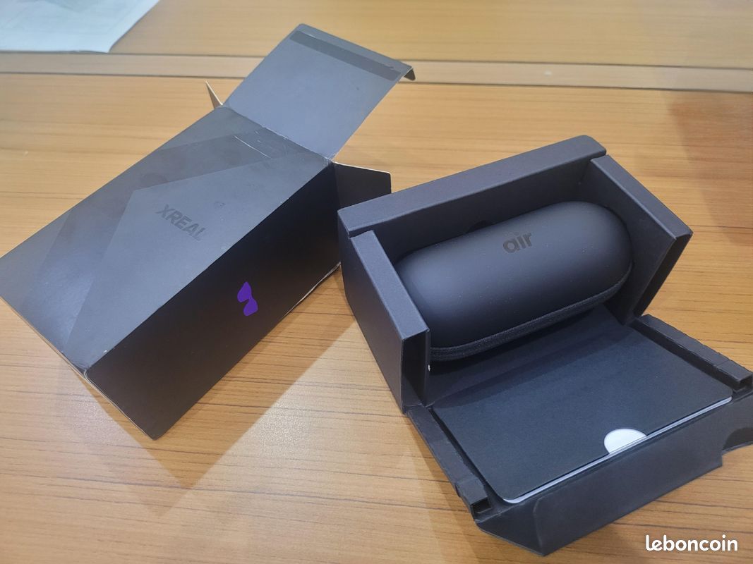 Nreal xreal air VR AR smart glasses / lunettes Realite Virtuelle dans boite d'origine (image 1)