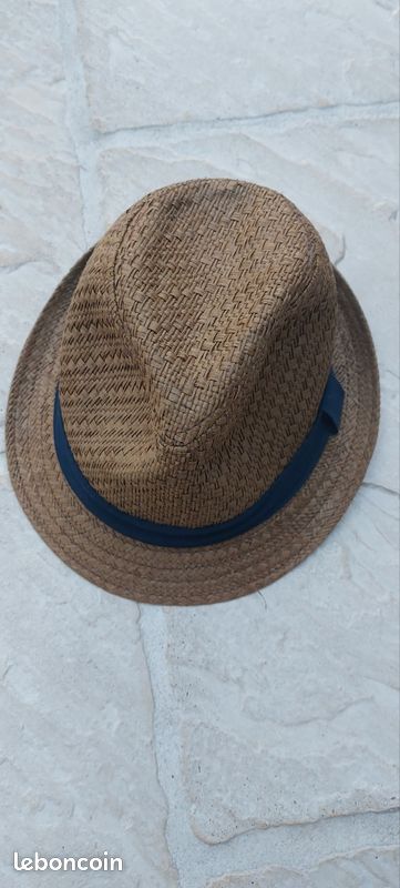 Chapeau enfant 50cm (image 1)