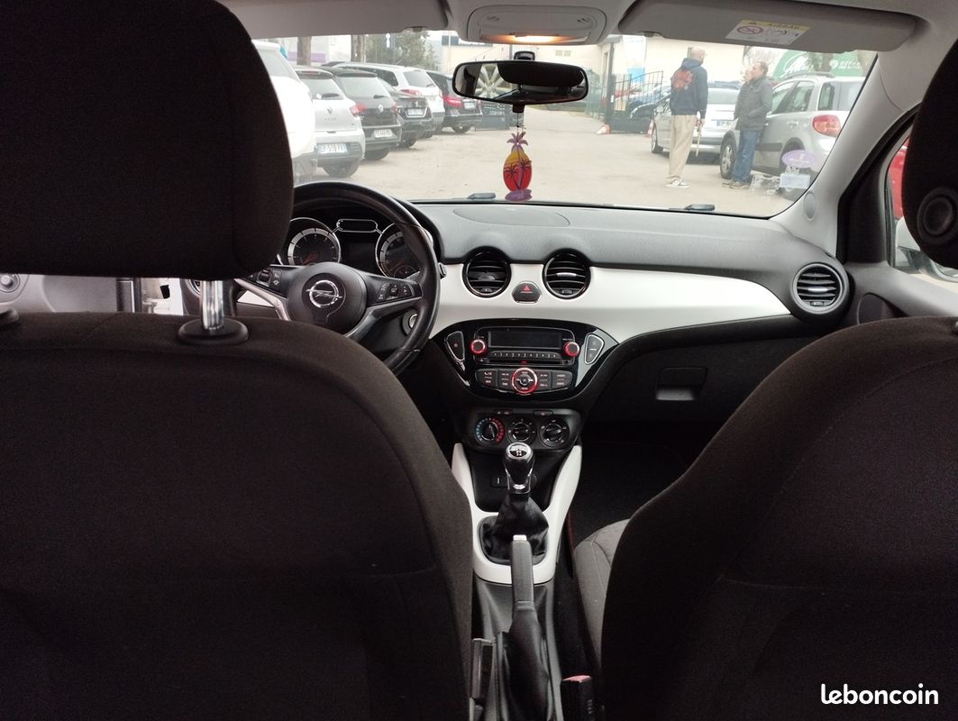 Opel ADAM 1.2 TWINPORT 70CH (image 8)
