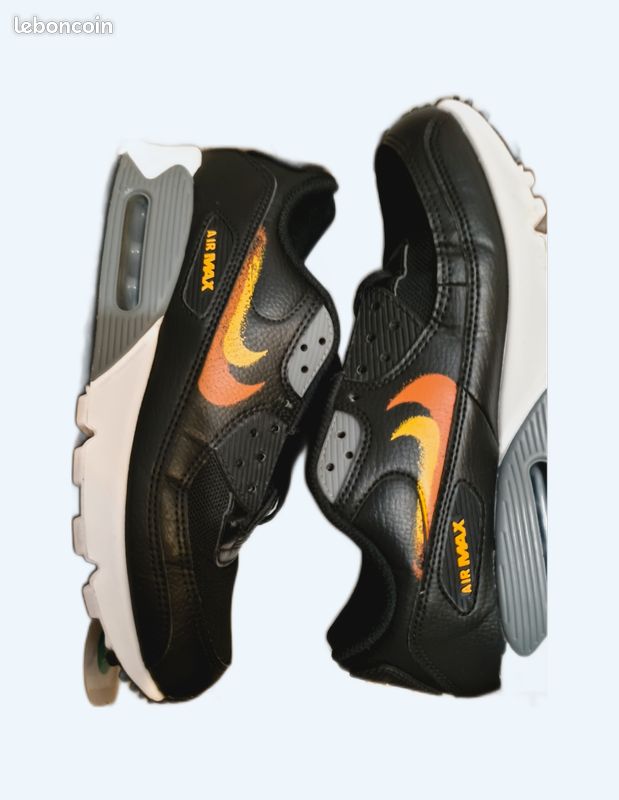 Air Max 90 neuve''taille 42/5 Chaussures