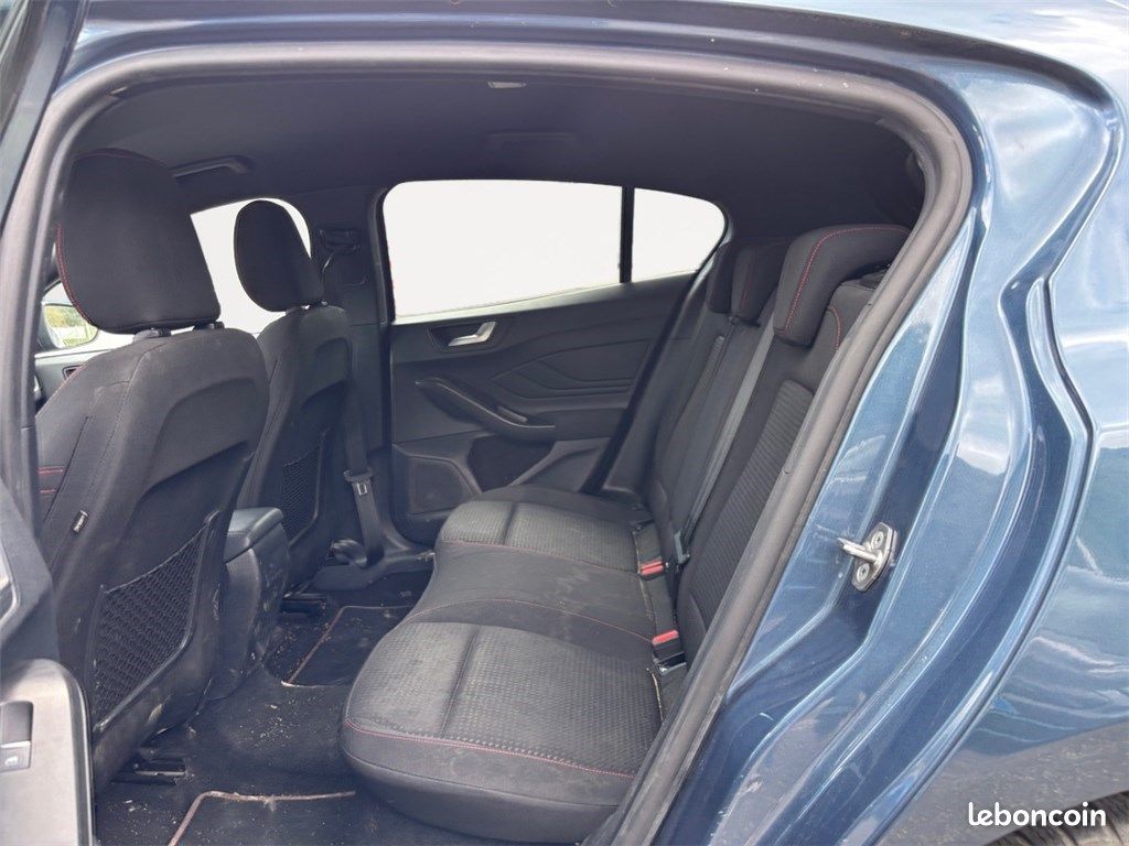 Ford Focus IV 1.0 FLEXIFUEL 125 S&S MHEV POWERSHIFT ST-Line X (image 27)