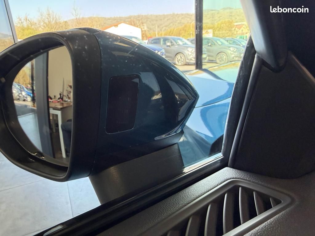 AUDI A3 Berline 30 TFSI 110 S-Tronic 7 DESIGN + Options (image 18)