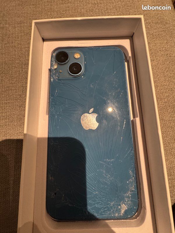 APPLE iPhone 13 Mini Reconditionné 128 Go - Grade A - Noir pas cher