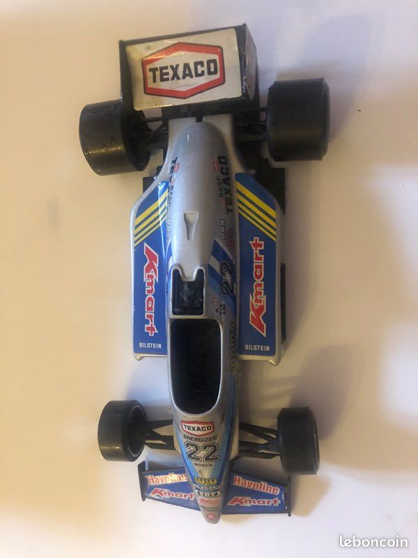 Voitures miniatures : Formule 1 grise (image 1)