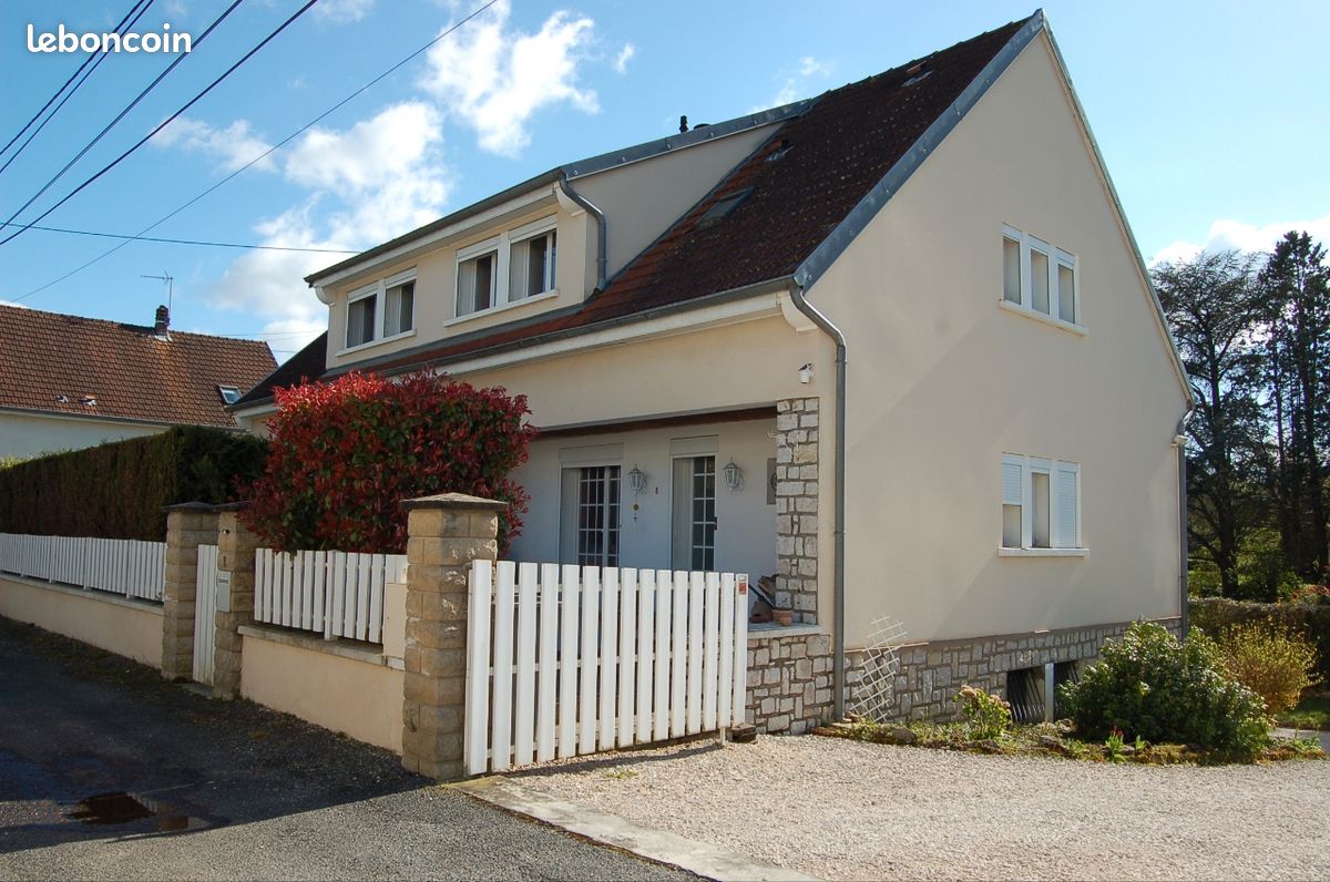Maison 7 pièces 200 m² · à Dole · 200 m² · 375 000 €