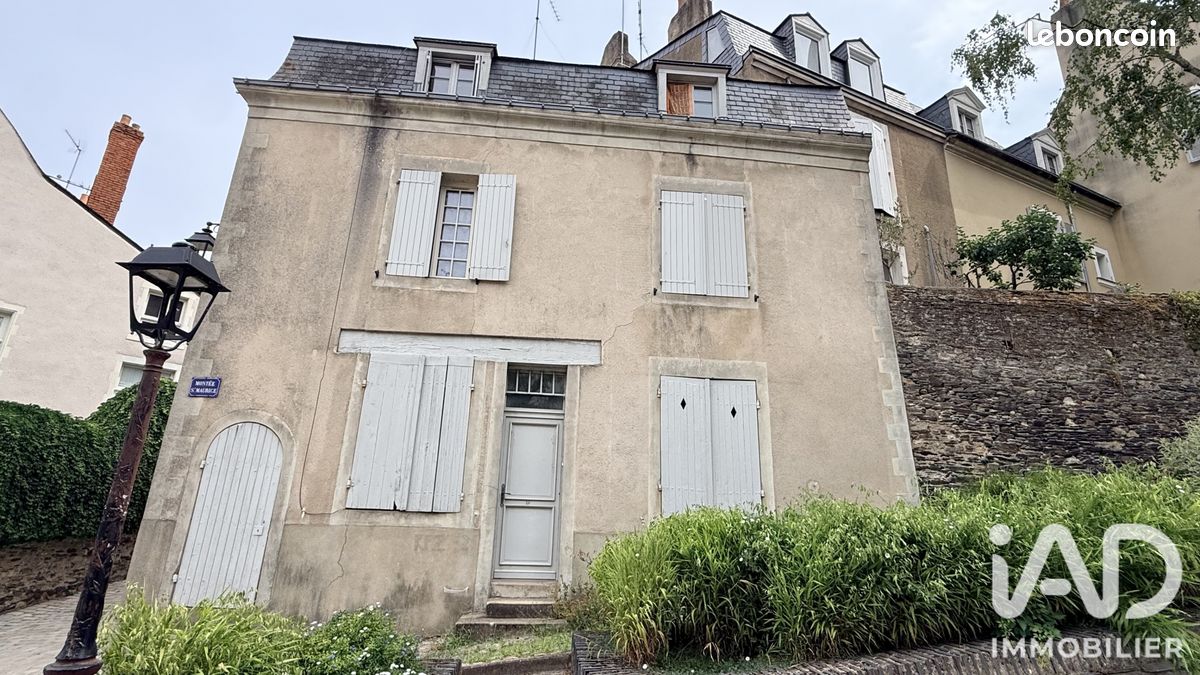 Immeuble 2 pièces 135 m² · à Angers · 135 m² · 327 000 €