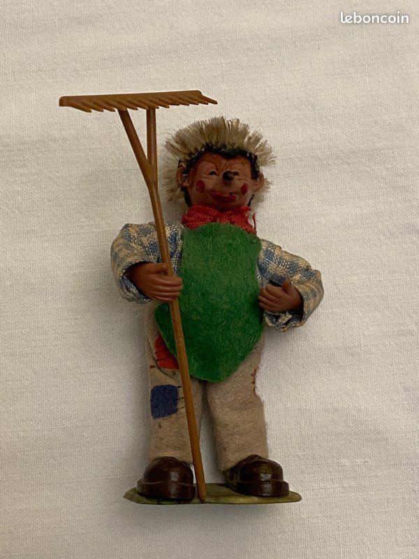 FIGURINE PVC PLASTIQUE Ancienne Personnage Mecki Le Herisson D EUR 6,99