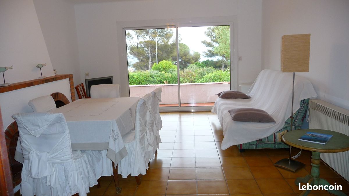 Villa piscine Golfe de ST Tropez. Les ISSAMBRES; PROMO dernière minute (image 8)