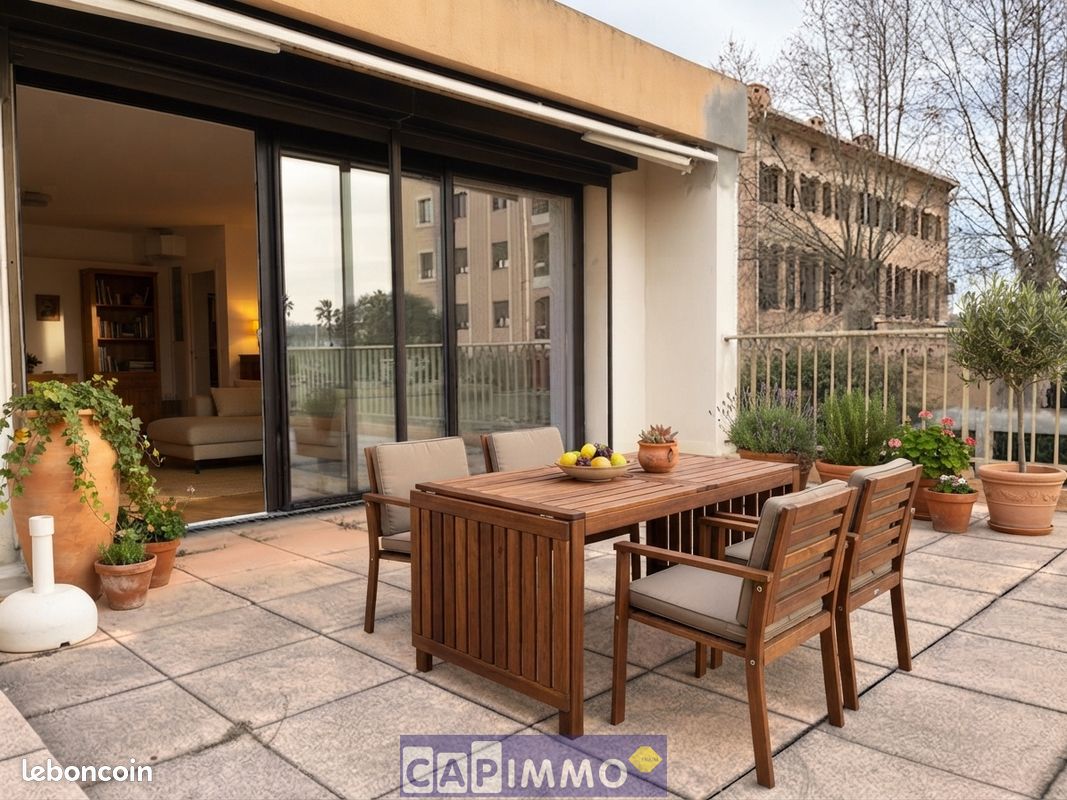 Appartement 5 pièces 103 m² · à Toulon · 103 m² · 1 160 €/mois