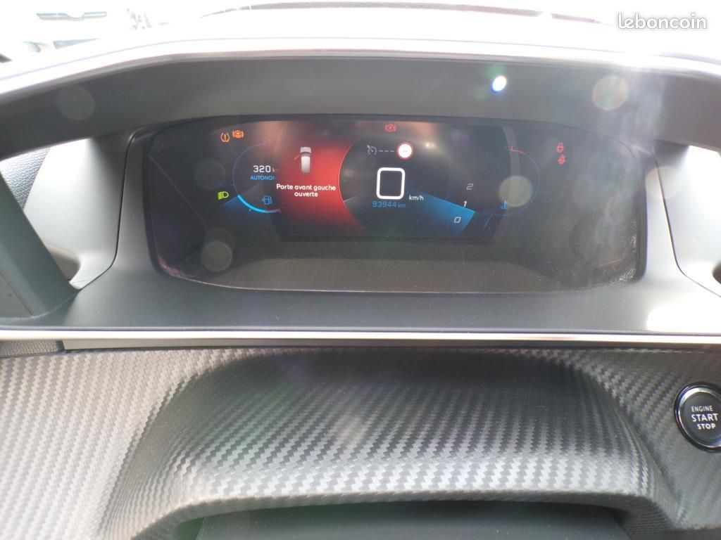 Peugeot 208 1.5 BLUEHDI 100 cv GT LINE (image 17)
