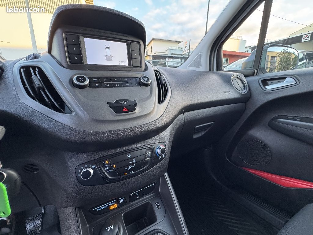 Ford transit courier FOURGON FGN 1.5 ECOBLUE 75 (image 7)