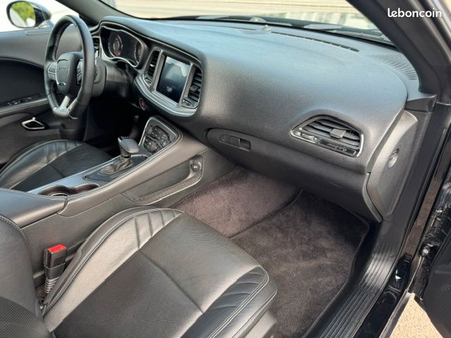 Dodge challenger hellcat srt 717ch din noir 1ere main systeme audio harmann kardon * dispo et visible sur notre parc * 69900 eur (image 3)
