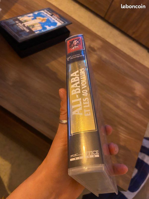 Deux cassettes VHS avec Fernandel (image 15)