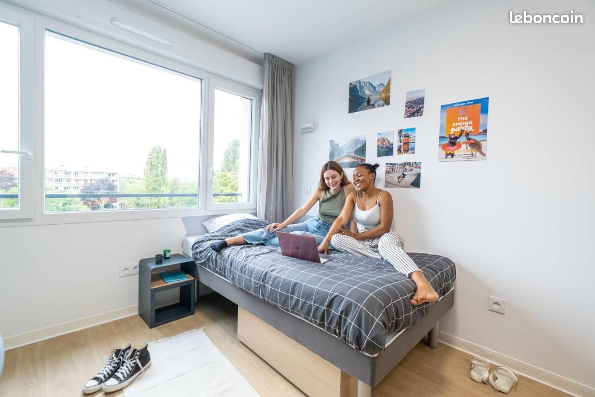 Appartement 1 pièce 27 m² · à Bron · 27 m² · 934 €/mois