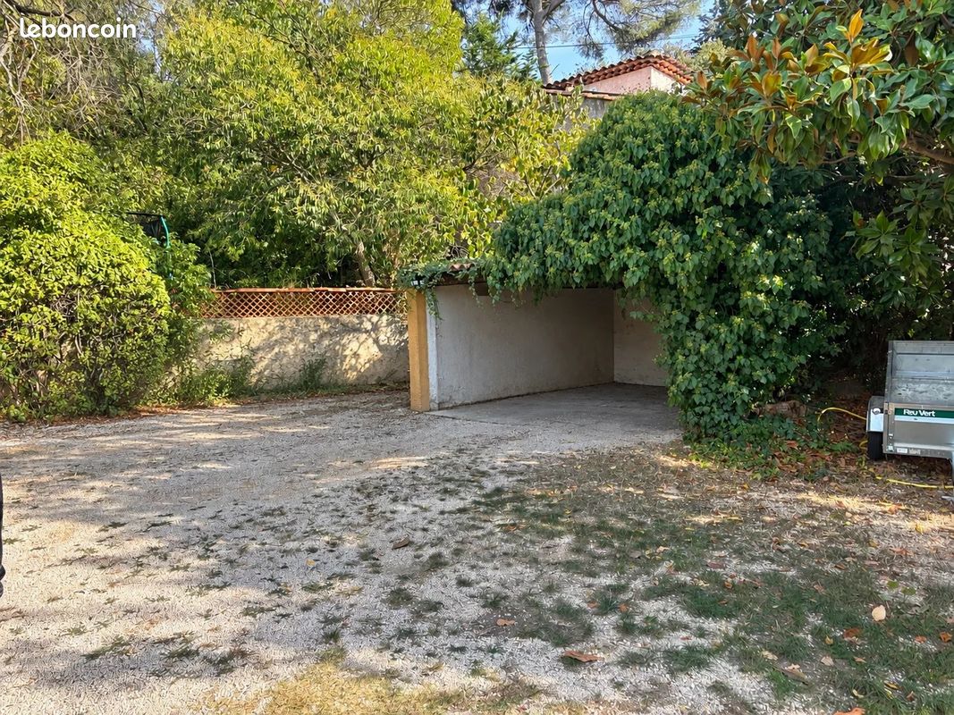 Terrain 800 m² · à Marseille · 800 m² · 87 000 €