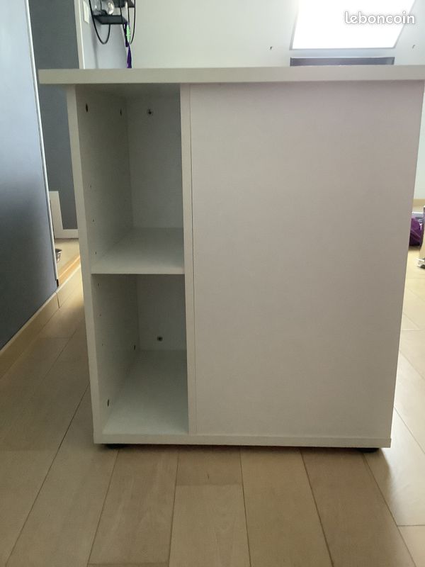 Bureau (image 6)