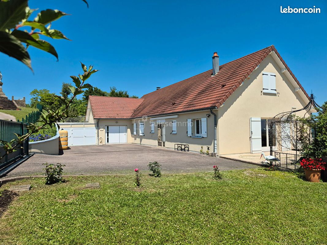 Maison 5 pièces 163 m² · à Montdoré · 163 m² · 295 000 €