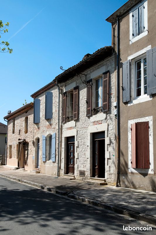 Maison 6 pièces 160 m² · à Laparade · 160 m² · 45 000 €