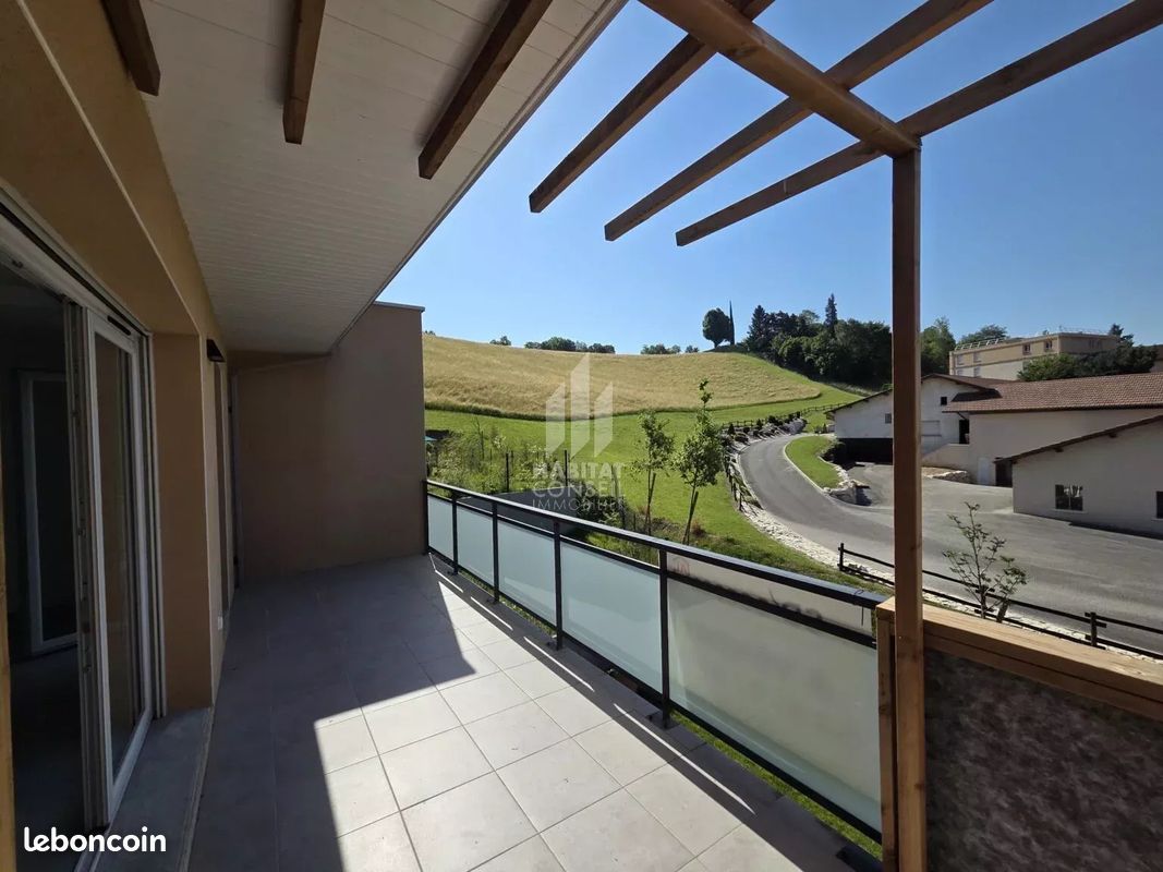 Appartement 5 pièces 102 m² · à Saint-Marcellin · 102 m² · 240 000 €