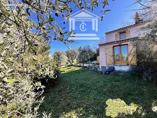 Mazet 2 pièces 45 m²