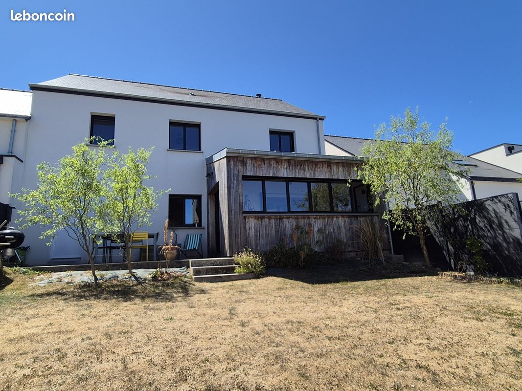 Maison 7 pièces 157 m² · à Liffré · 157 m² · 446 340 €