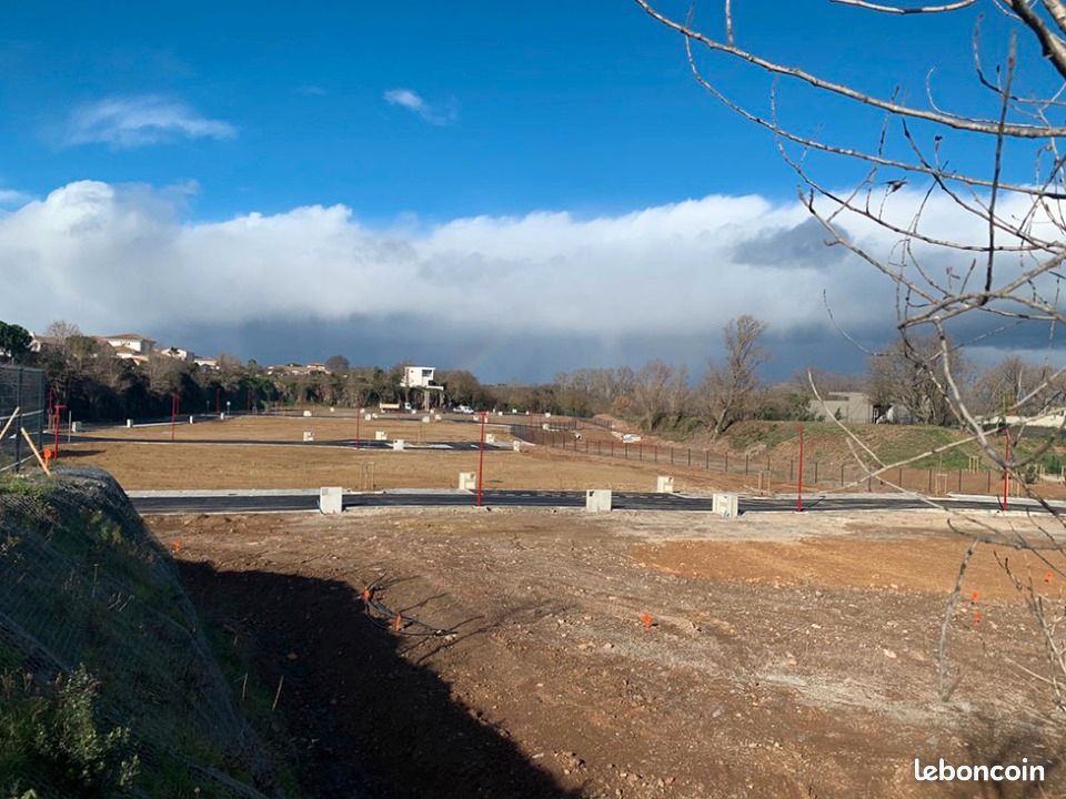 Terrain 381 m² · à Saint-Thibéry · 99 000 €