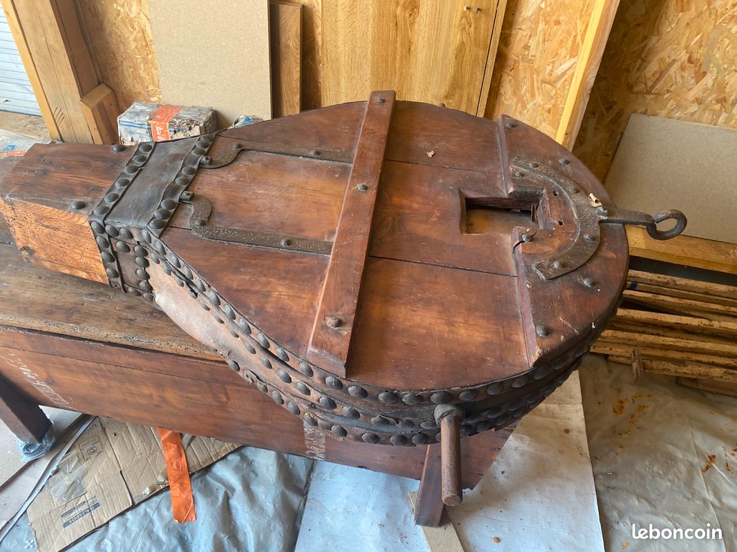 Table basse soufflet de forgeron (image 1)