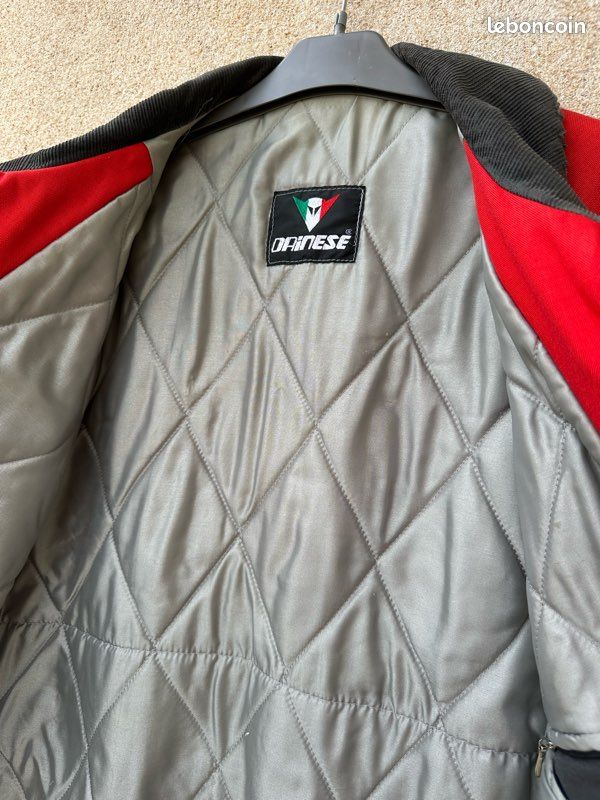 Gilet moto vintage DAINESE rouge – Racing collector – Taille L/XL (image 2)