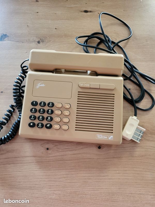 Téléphone ancien (image 3)