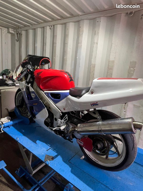 400 vfr nc30 (image 2)