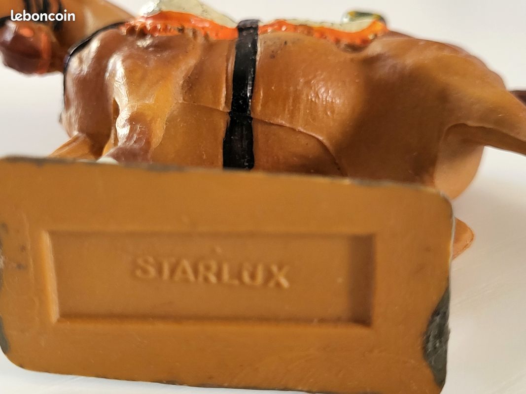 STARLUX : 7 figurines de cavaliers 1er Empire. - Lot 4