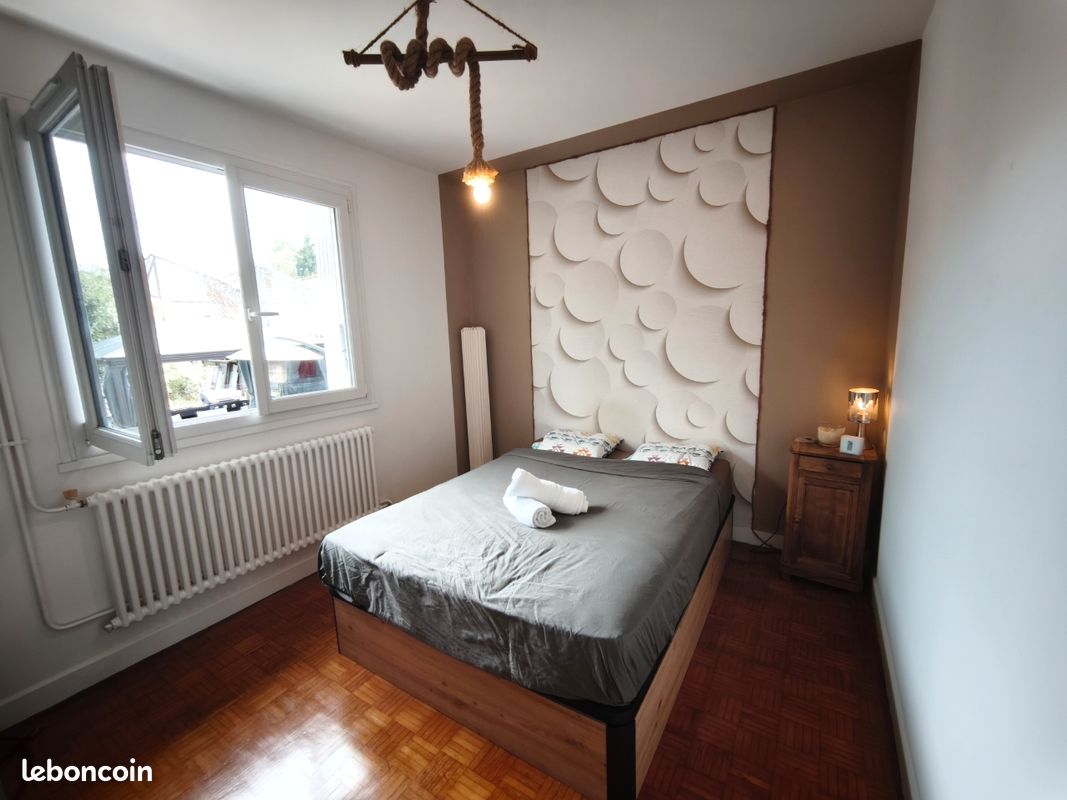 Maison 3 pièces 77 m² · à Cusset · 77 m² · 950 €