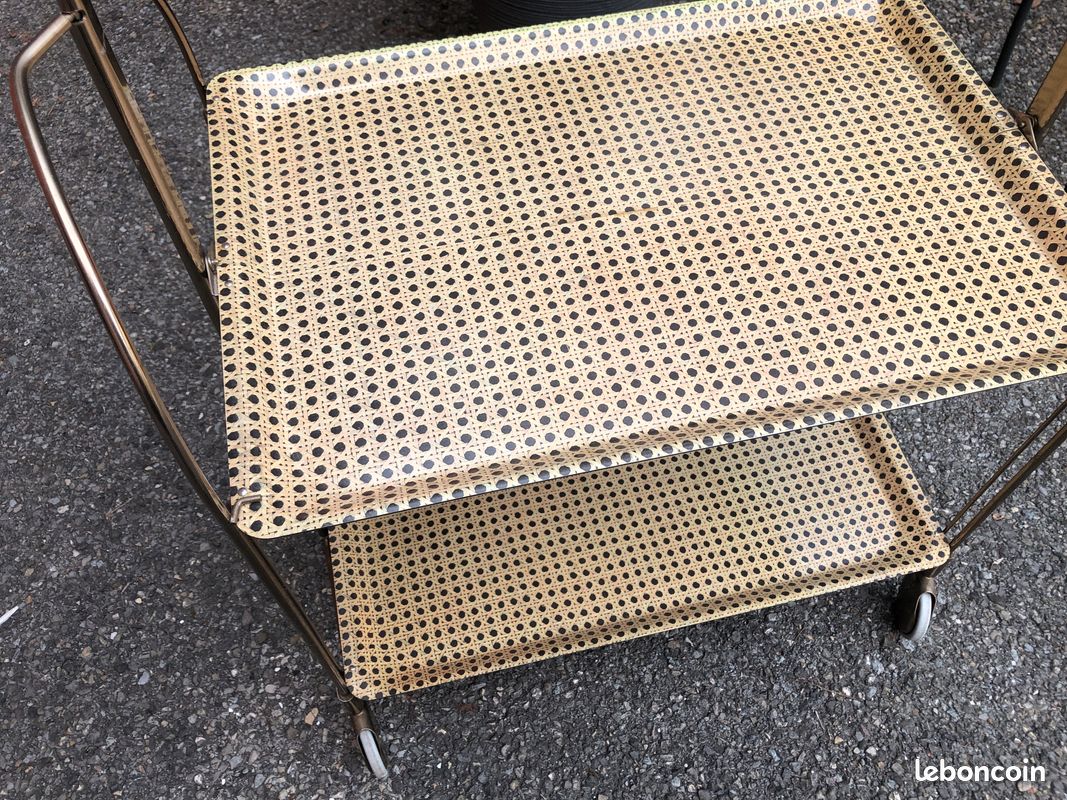 Desserte à roulettes effet cannage années 50’ (image 2)