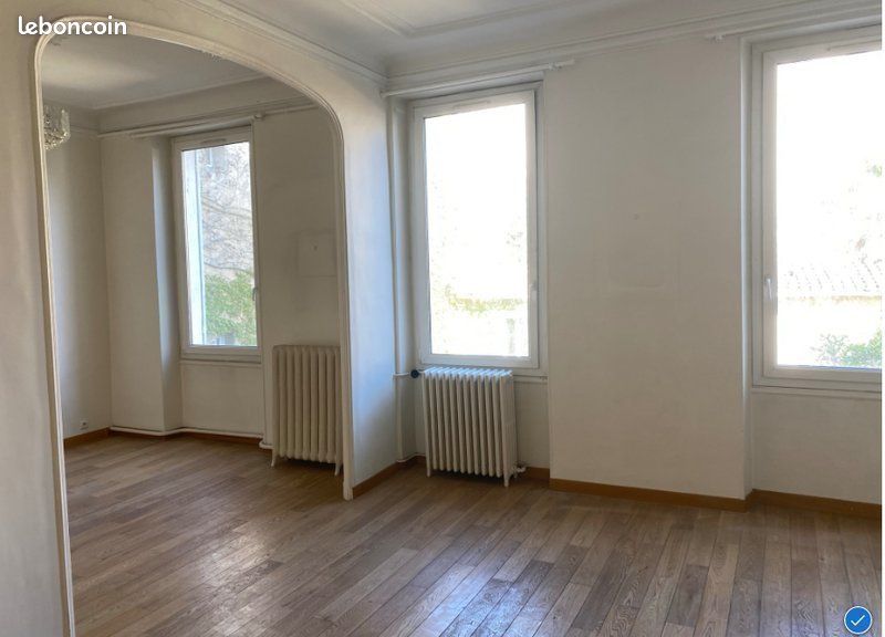 Appartement 3 pièces 110 m² · à Marseille 6ème Arrondissement · 110 m² · 1 750 €/mois