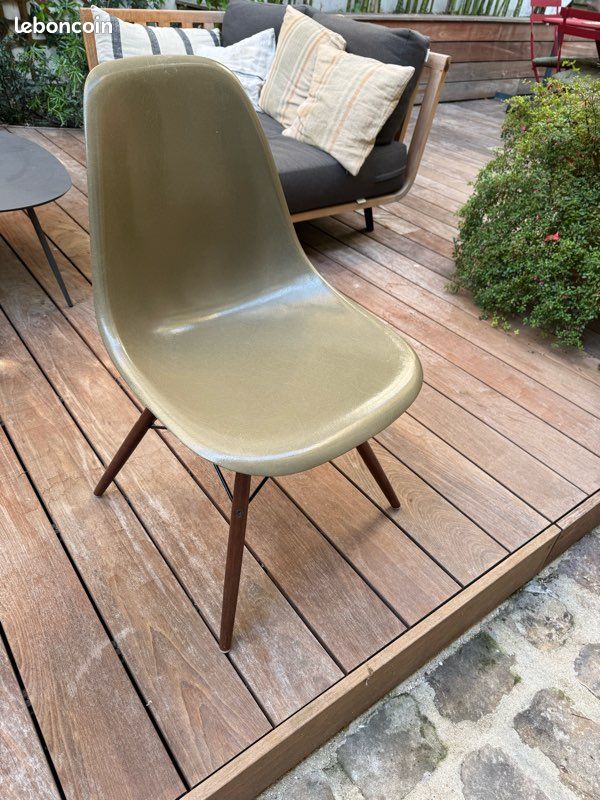Chaise Eams (image 1)