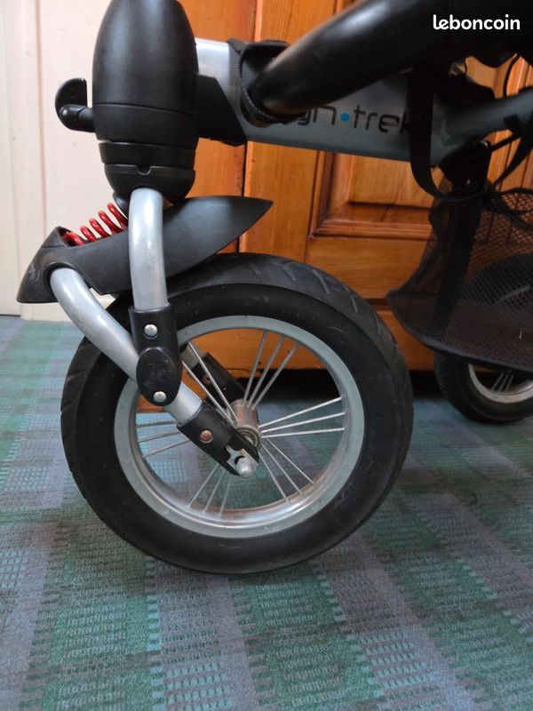 Poussette trois roues rouge Bebe confort (image 7)