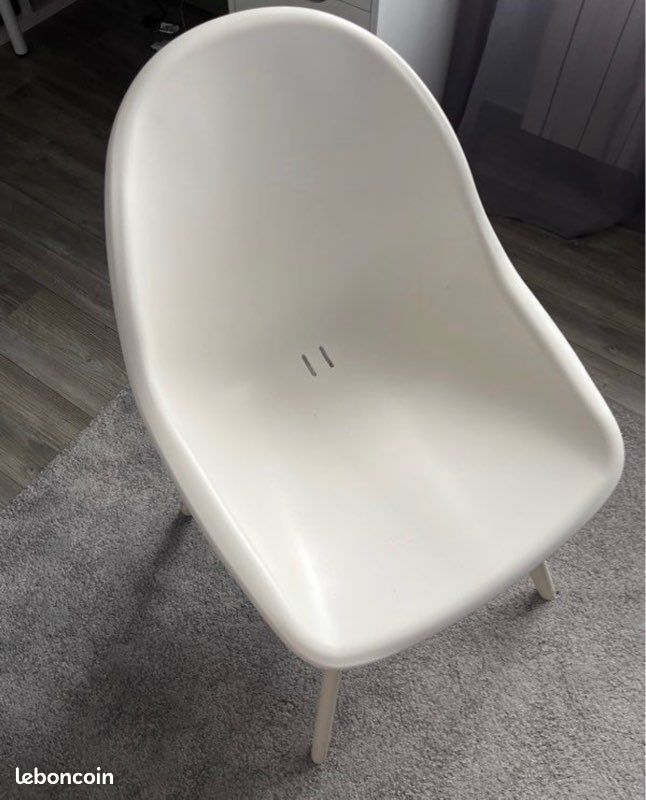 Chaise (image 1)