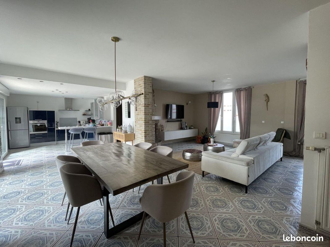 Maison 7 pièces 154 m² · à Coudekerque-Branche · 154 m² · 365 000 €