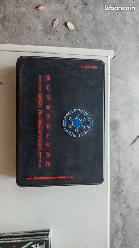 Coffret metal starwars collector (image 1)