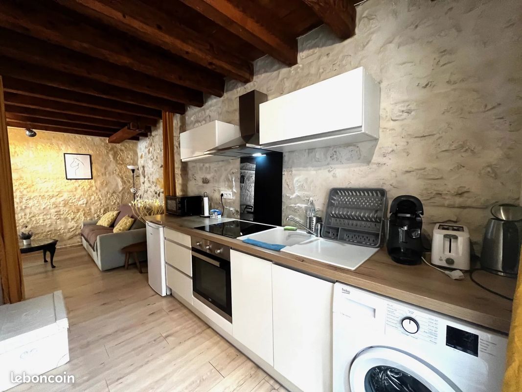 Appartement 1 pièce 23 m² · à Arles · 23 m² · 650 €/mois